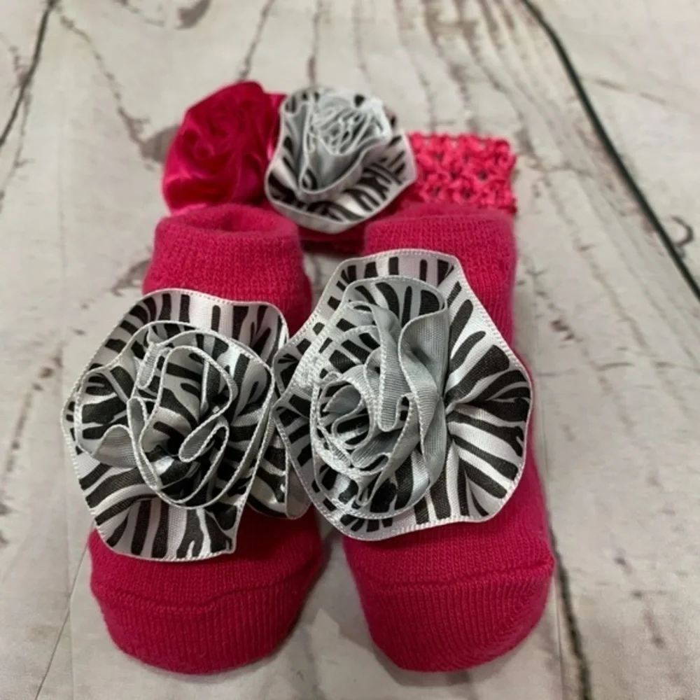 NWOT Newborn Zebra Print Headband & Sock Booties